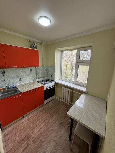 квартира район: 1 комната, 31 м², Хрущевка, 4 этаж, Косметический ремонт