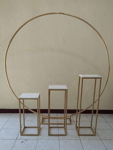 подставка для цветов: Dairevi dekorun ölçüsü 2×2metre hisselere bolunur rahatliqla elde