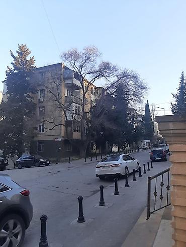 ev axdarıram: Hazir evdir rəsmi müqavilə əsasında verilir.makler deyiləm öz — 6