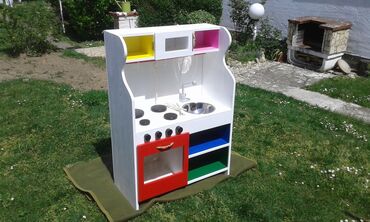 Ostali dečiji nameštaj: Dečija drvena kuhinja za igru – ručno izrađena, stabilna i bogato — 6