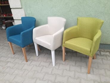 Stolice: 9000din — 5