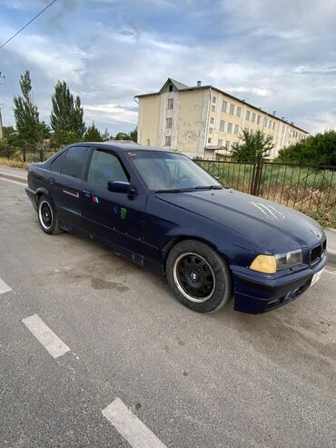 e53 4 8: BMW 3 series: 1992 г., 1.8 л, Механика, Бензин, Седан