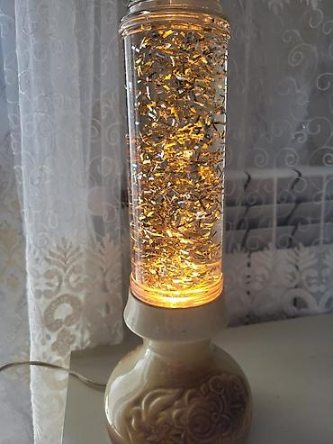 stol üzü: Büllur effektli dekorativ lava-lampa - Masaüstü dekorativ — 1