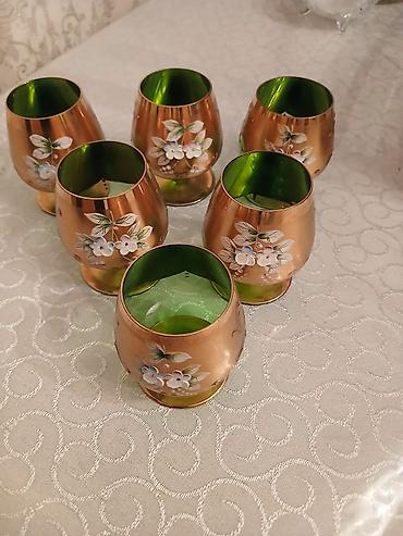 qusar mebel: Vintage Yaşıl Və Qızılı Qədəhlər (6 Ədəd)Satılır: 6 nəfərlik retro — 2