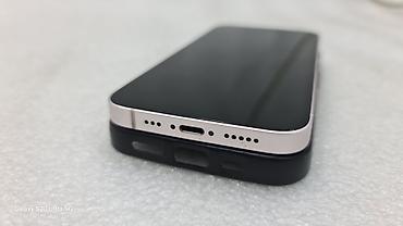 Apple iPhone: IPhone 13, Б/у, 128 ГБ, Белый, Чехол, 85 % — 7