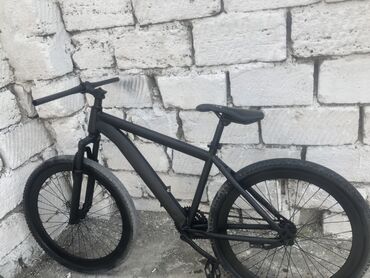 velosiped baku: Şəhər velosipedi Adidas, 26", sürətlərin sayı: 1, Ünvandan götürmə