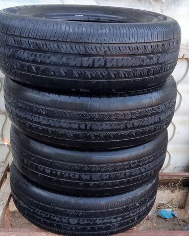 tır maşın: İşlənmiş Şin Kapsen 205 / 70 / R 15