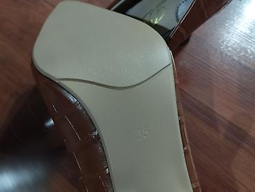 foot patch: Туфли-лодочки женские для золушки. Туфли новые, покупала за 2500 - — 4