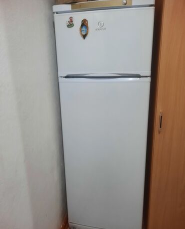Холодильники: Продается два холодильника в отличном состоянии