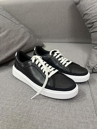 Кроссовки Cole Haan -Размер 39-40 уни -Ни разу не носились,новые