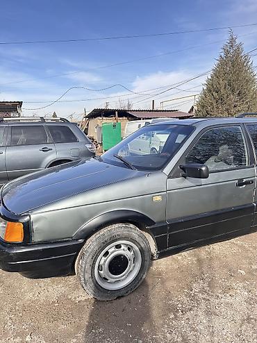 Volkswagen: Volkswagen Passat: 1988 г., 1.8 л, Механика, Бензин — 10