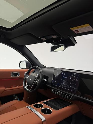 leopard 3: Lixiang L7: 2024 г., 1.5 л, Автомат, Гибрид, Кроссовер — 7