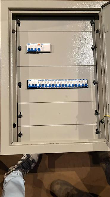 Elektrik şitləri: Yeni, Elektrik şit — 28