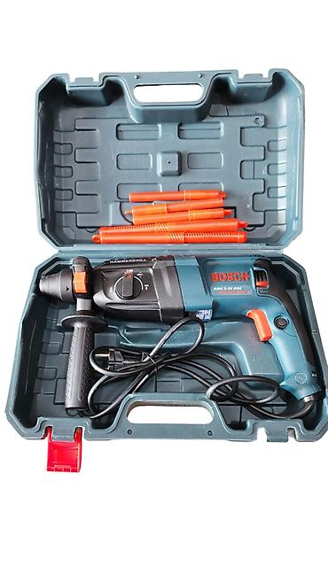 bosch perforator satilir: №: 10980 Məhsulun adı: Perforator - 2/26, 1050W Brend: No Brand — 2