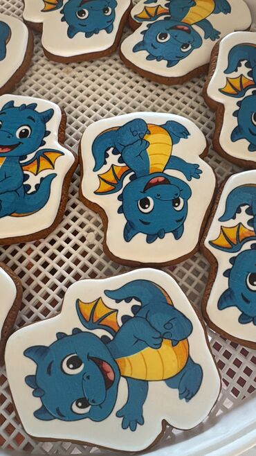 Кондитерские изделия, сладости: Пряники имбирные, на выпускной, тушоо той, жентек той, кыз узатуу — 27