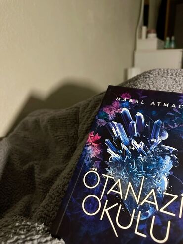 qab qaşiq: 📌 Başlıq: “Maral Atmaca’dan Ötanazi Okulu – Türkiyədən Sevilə-Sevilə