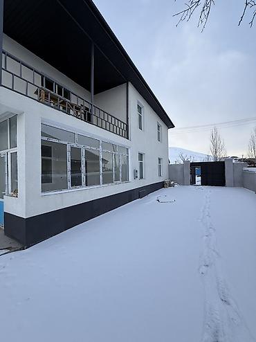 Продажа коттеджей и домов: Продаётся двухэтажный дом с отдельным хозблоком/гаражом на участке — 20