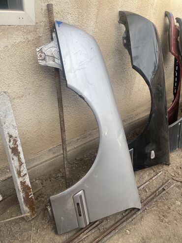 Крылья и комплектующие: Крыло Переднее правое Audi, 1994 г., Б/у, Оригинал — 8