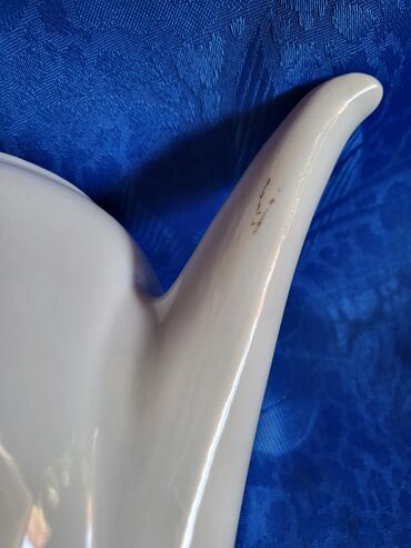 Čajnici: Bokal nov porcelan Alba Julia 70te. Porcelanski nov bokal,stopa — 11