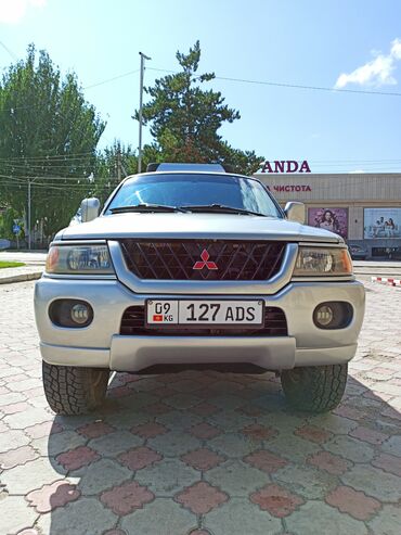 пакраска афто: Mitsubishi Montero Sport: 2001 г., 3 л, Автомат, Газ, Внедорожник