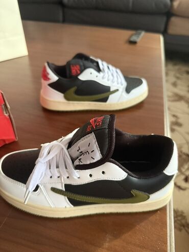 кросовки для спорта: Кроссовки низкие Nike Air (модель в стиле Jordan 1 Low) лимитированная