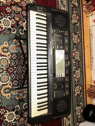 Пианино: Salam Yamaha PSR-E343 modeli elektron sintezator, musiqi təhsili və
