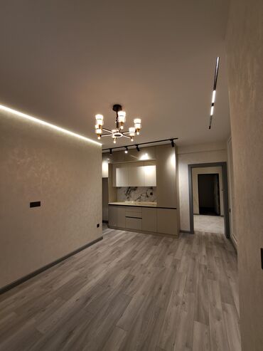 Dizayn, layihə: Super remont duz neftciler metrosunun yaninda yerlesir butun menzil — 2