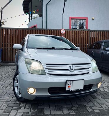 тойа: Toyota ist: 2002 г., 1.5 л, Автомат, Бензин, Хэтчбэк