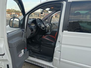 Perodua: Mercedes-Benz mikroavtobus – salonu tam oturacaqlı, rahat və geniş