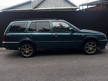 универсал голф: Volkswagen Golf Variant: 1992 г., 1.8 л, Механика, Бензин, Универсал — 3