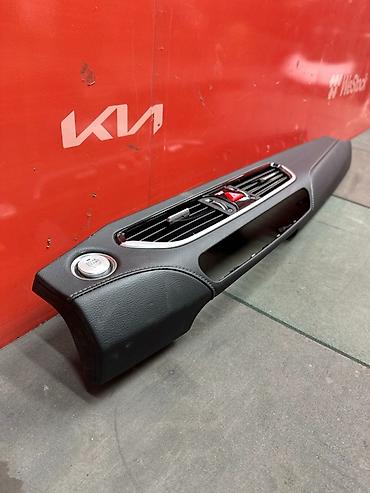 game insight: Накладка на торпедо Hyundai Grandeur IG (L6DB), передняя часть — 3