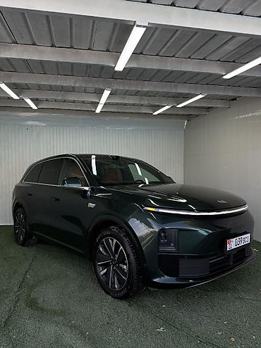 Продажа авто: Lixiang L6: 2025 г., 1.5 л, Автомат, Гибрид, Внедорожник — 2