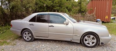 Mercedes-Benz: Mercedes-Benz E-Class: 1999 г., 2.4 л, Автомат, Бензин, Седан