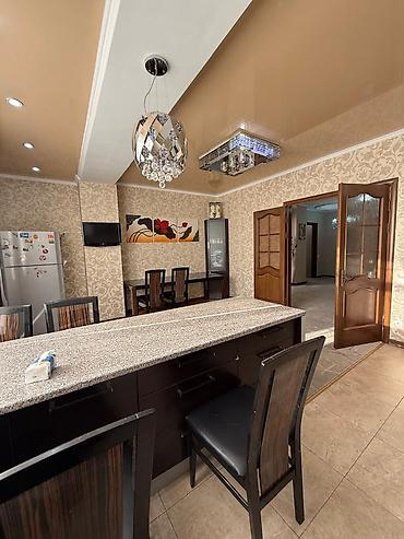 Продажа квартир: 3 комнаты, 187 м², бульвар Эркиндик Элитка, 3 этаж, Дизайнерский ремонт — 10