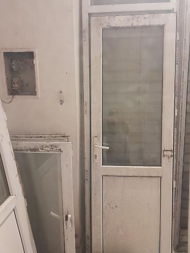 Plastik qapılar: 2 ci el islenmis plastik qapi pencereler ev ucun — 4