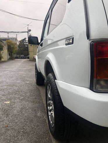 VAZ (LADA): VAZ (LADA) 4x4 Niva: 1.7 l | 2012 il 115000 km Ofrouder/SUV -da lalafo.az — 7 VAZ (LADA): VAZ (LADA) 4x4 Niva: 1.7 l | 2012 il 115000 km Ofrouder/SUV — 7