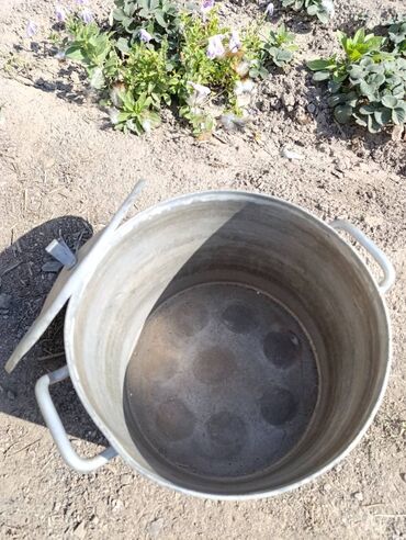 Кастрюли: Большие кастрюли СССР Алюминий: 30 литров - 3200 сом 25 литров - 2700 — 10