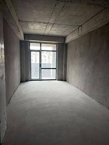 royal: Студия, 143 м², Ала-Арча ТРЦ Элитка, 11 этаж, Требуется ремонт — 3