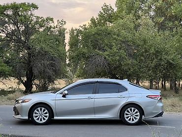 Продажа авто: Toyota Camry: 2020 г., 2.5 л, Вариатор, Гибрид, Седан — 6