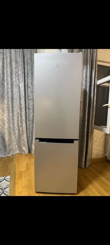 Soyuducular: İşlənmiş 1 qapılı Indesit Soyuducu Satılır, rəng - Gümüşü