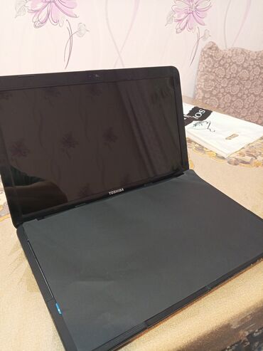 Toshiba: İşlənmiş Toshiba, 17 ", Intel Core i5, 1 TB