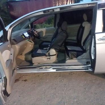 lancer 9: Toyota Isis: 2005 г., Автомат, Бензин, Минивэн — 3