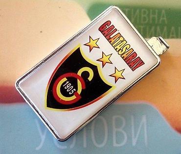 Upaljači i prateća oprema: Pljosnati upaljač GALATASARAY 1905 I8x5cm!. Ispravan. Prelep upaljač — 3