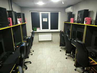 Masaüstü kompüterlər və iş stansiyaları: Internet club bağlanır bütün kompyuterlər satılır, ümumilikdə 20