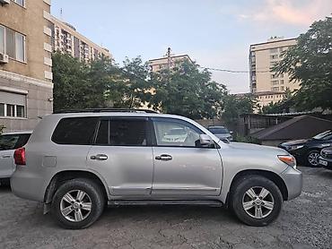 range over: Toyota Land Cruiser: 2012 г., 4.6 л, Автомат, Бензин, Внедорожник — 3