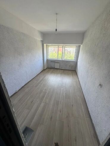 общежитье: 1 комната, 13 м², Общежитие и гостиничного типа, 7 этаж, Старый ремонт