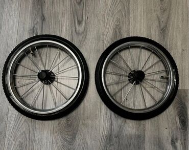 Araba-beşiklər: Çıxarıla bilən beşikli araba, Yaş: 30 ay — 25