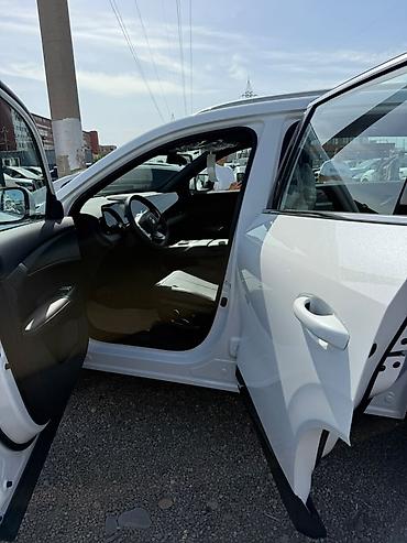 bestune b70: Changan CS75 Plus: 2026 г., 1.5 л, Вариатор, Гибрид, Кроссовер — 1
