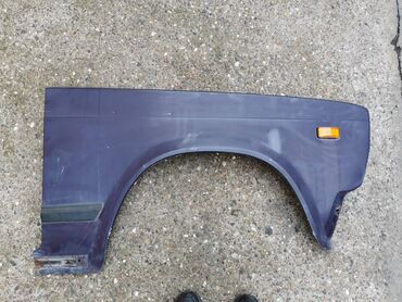 Auto delovi: Prednje desno krilo Lada 2104 Karavan, Lada 2105, Lada 2107 Riva. U — 6