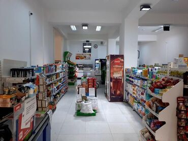 зарубежная недвижимость купить: Metro H.Aslanova yaxin erazide.700 menzillik boyuk yaşayiş